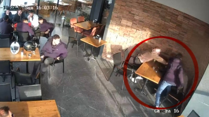 16 yaşındaki çocuk 2 kişiyi bıçakladı