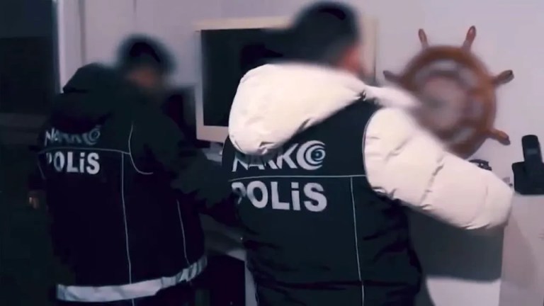 İspanya’da yakalattılar, İstanbul’da tutuklandılar!