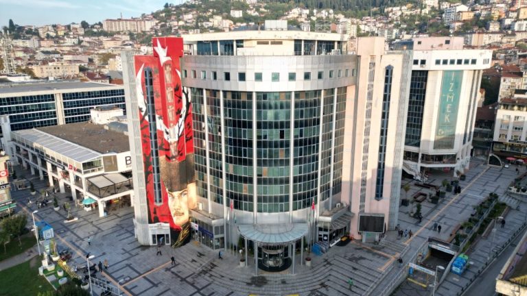İzmit Belediyesi’nin promosyonu 85 bin TL oldu