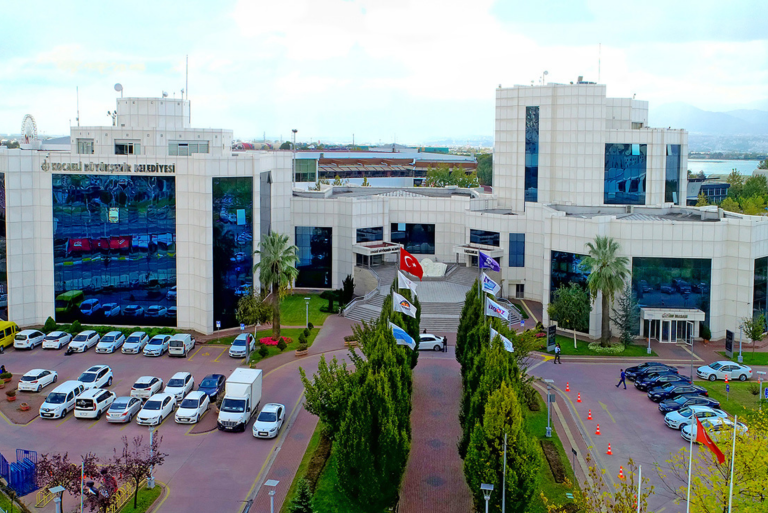 Kocaeli Büyükşehir Belediyesi araç kiralayacak