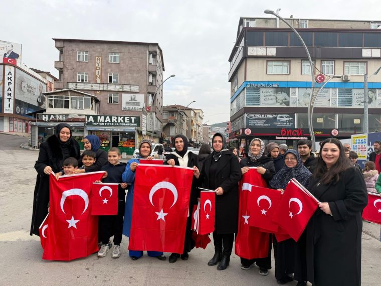 Dilovası kırmızı beyaz!