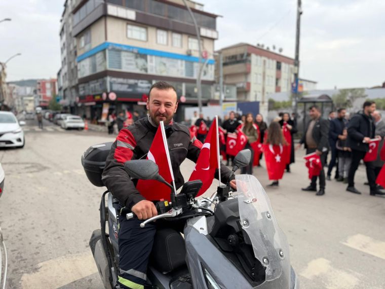 Dilovası kırmızı beyaz!