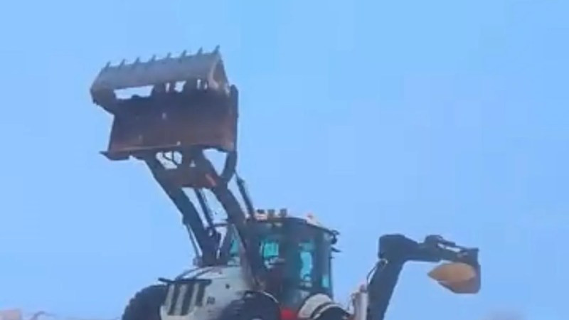 Diyarbakır'da Kepçe Operatörü İş Makinasıyla Drift Yaptı