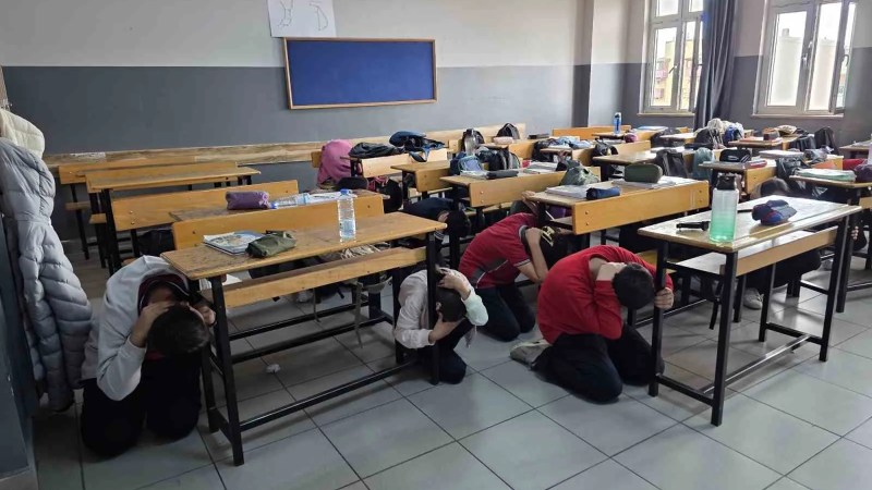Darıca'da 37 Bin Öğrenciye Afet Eğitimi Verildi