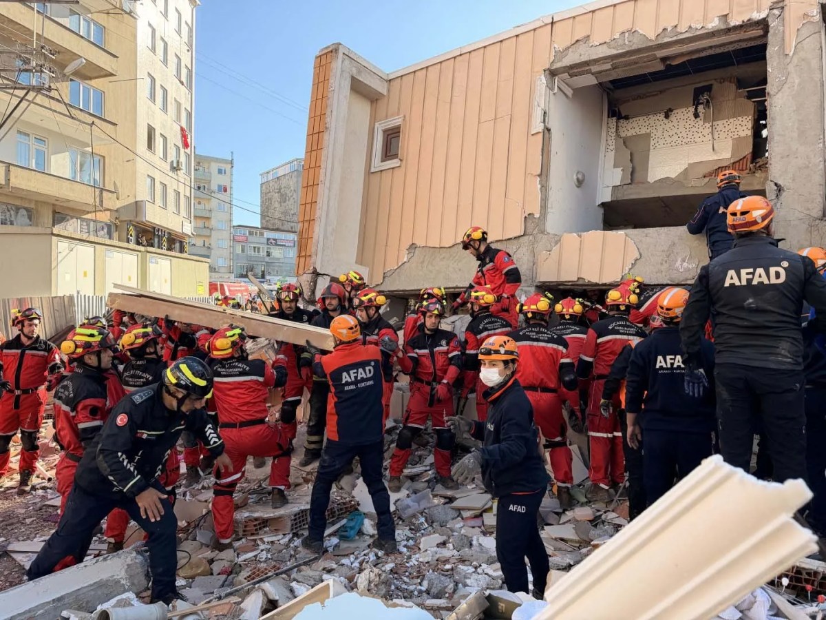 Kocaeli İtfaiyesi 2025'te 13 Bin 562 Vakaya Müdahale Etti
