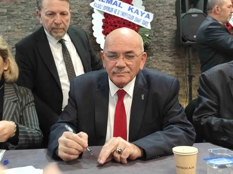 Kocaeli Esnaf ve Sanatkarlar Odası'nda Kadir Durmuş Yeniden Başkan