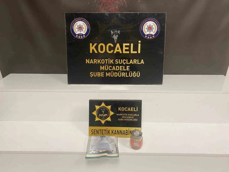Kocaeli'de Narkotik Operasyonlarında 21 Kişi Tutuklandı