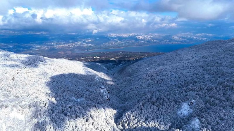 Kartepe'de Beyaz, Mavi ve Yeşilin Buluşması Mest Etti