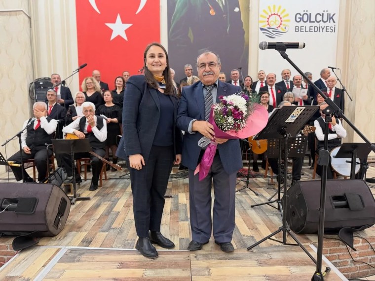 Gölcük'te Türk Halk Müziği Değirmendere Korosu Konseri