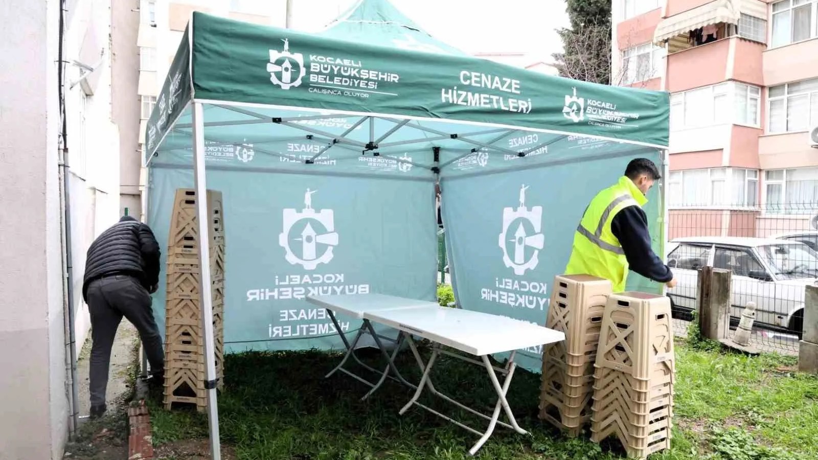 Kocaeli Büyükşehir Belediyesi'nden Cenaze Sahiplerine Destek