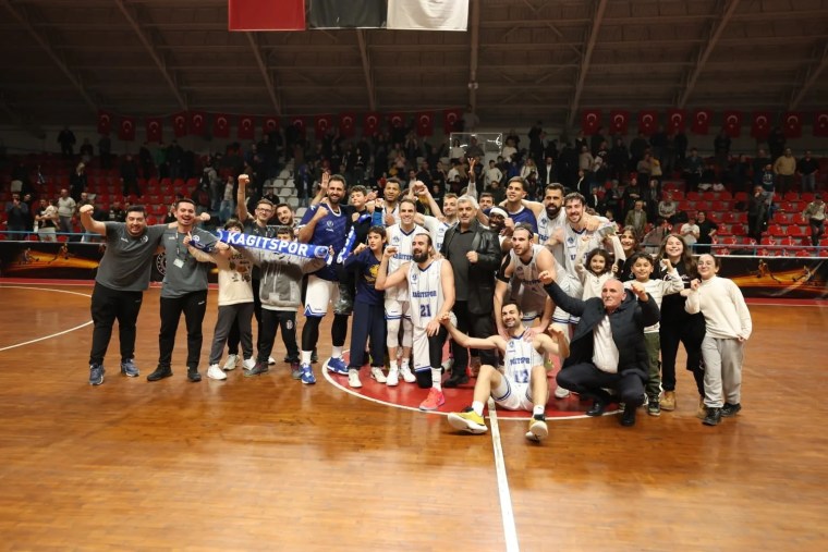 Türkiye Basketbol Ligi'nde Kocaeli BŞB Kağıtspor Haremspor'u Uzatmalarda Yendi