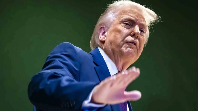 Trump'tan Kanada'ya Çin'le Ticaret Anlaşması Uyarısı