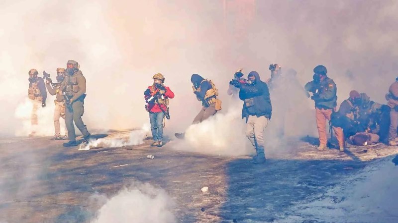 Amerika iyice karışıyor! ICE ajanları bir protestocuyu daha öldürdü
