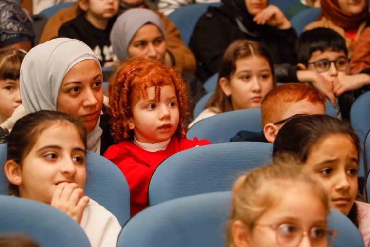 Körfez'de Minik Öğrenciler Haylaz Tavşan Oyunuyla Eğlendi
