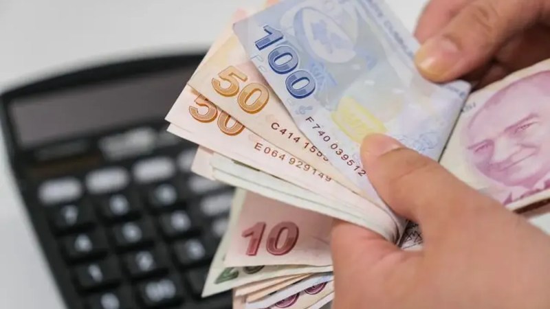 Memurların zamlı maaşları hesaplara yattı: 14 günlük fark ne kadar olacak?