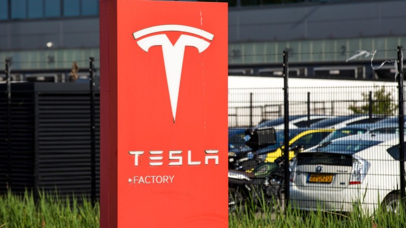 Tesla’nın 2026 Teslimat Beklentileri Düştü