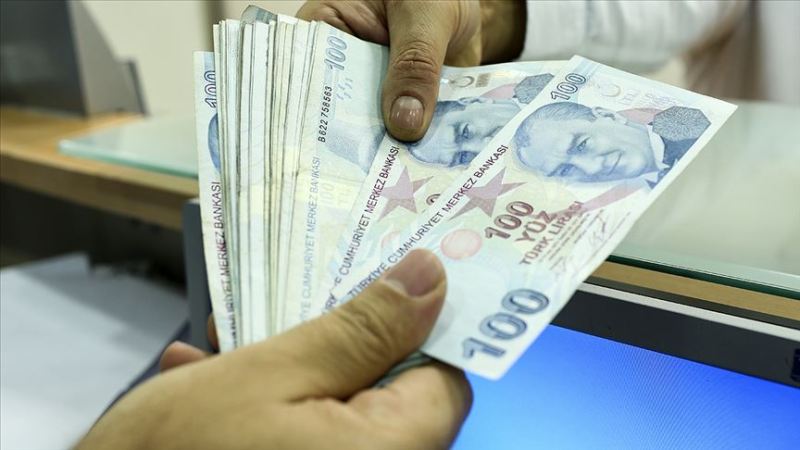 Emeklilere bayram ikramiyesi zammı gündemde