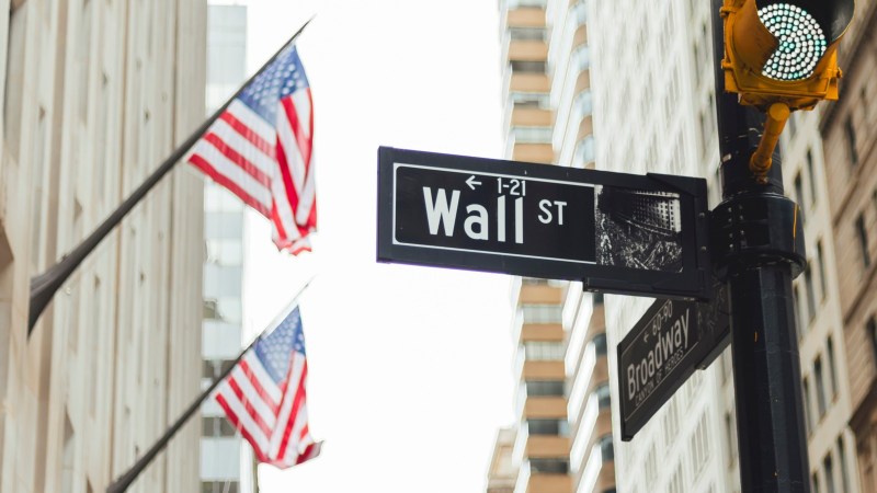 Wall Street’in 2026 Kehaneti: Yapay Zeka ve Altın