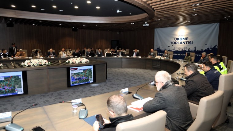 D-100’ün iki noktasında hız sınırları değişiyor