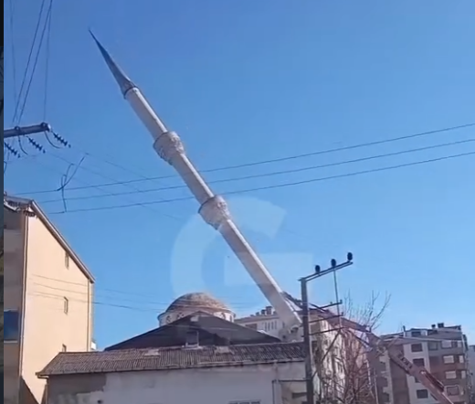Gebze’de cami yıkımında panik! Vatandaşlar tepkili