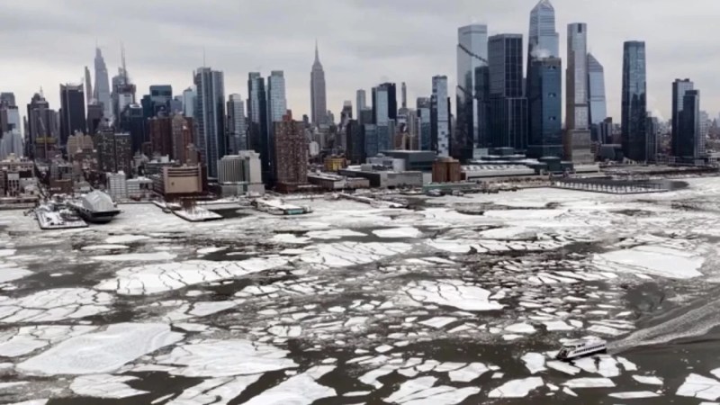 New York’ta Dondurucu Soğuklar Can Almaya Devam Ediyor