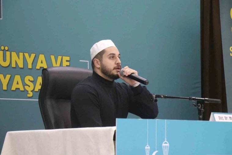 Maneviyat ve Bilim Gölcük'te Bir Araya Geldi