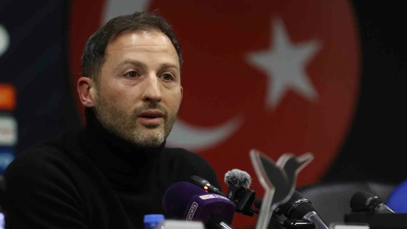 Domenico Tedesco: Fenerbahçe'nin Kocaelispor Karşısındaki Zorlu Mücadelesi