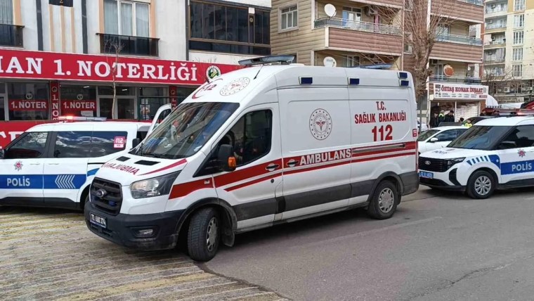 Batman'da Akrabalar Arasında Çıkan Kavga: 4 Kişi Yaralandı