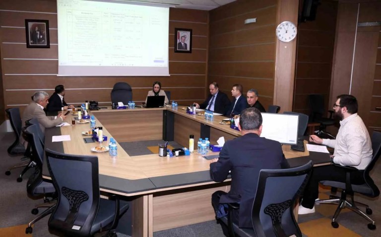 Ramazan Ayında İş Yerleri İmsak Vaktine Kadar Açık Olacak