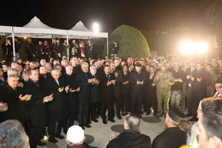 Başkan Büyükgöz, Hatay'da Deprem Şehitlerini Andı