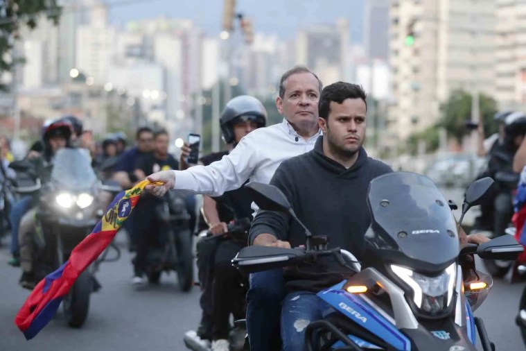 Venezuela'da Muhalif Lider Guanipa Serbest Bırakıldıktan Sonra Kaçırıldı