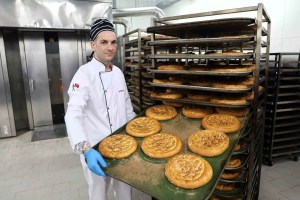 Kocaeli'de Ramazan Pidesi 20 Liradan Satışta