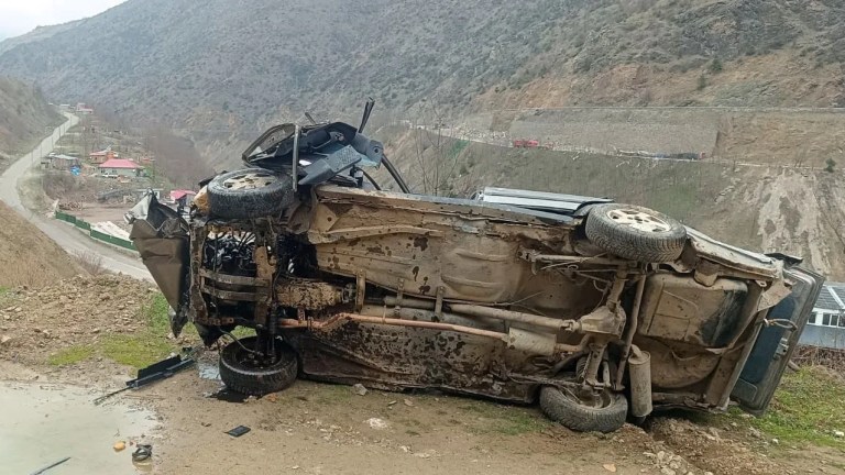 Gümüşhane'de Otomobil Uçuruma Yuvarlandı: 1 Kişi Hayatını Kaybetti