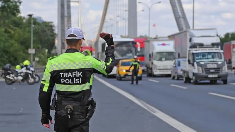 Trafikte yeni dönem resmen başladı! Cezalar katlandı