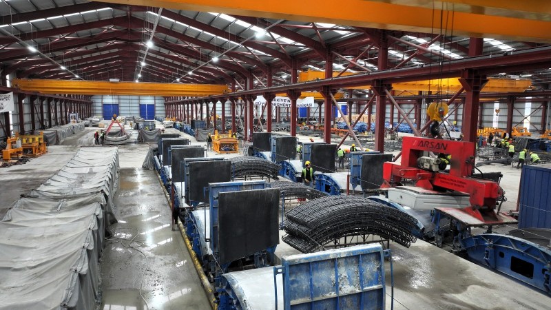 Körfezray Metro Projesi’nde 6 bin 754 ring segment tamam, diğerleri yolda