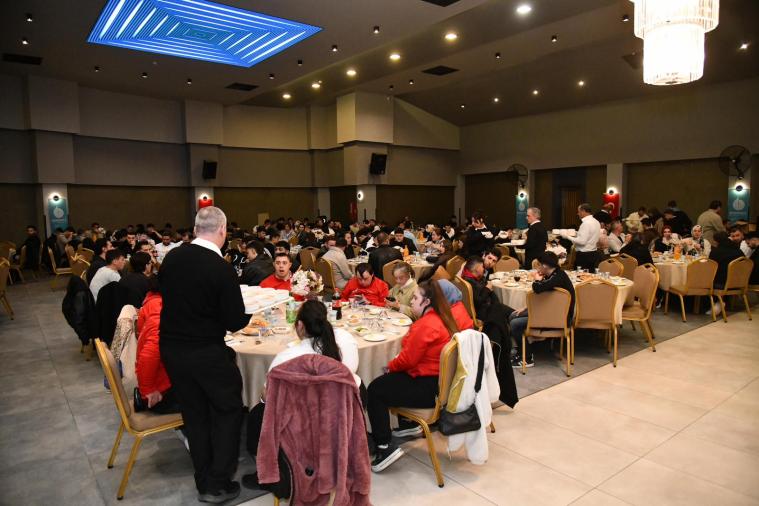 Başiskele’de gençlik iftarında mesaj: “Mescid-i Aksa’yı bu milletin evlatları özgürleştirecek”