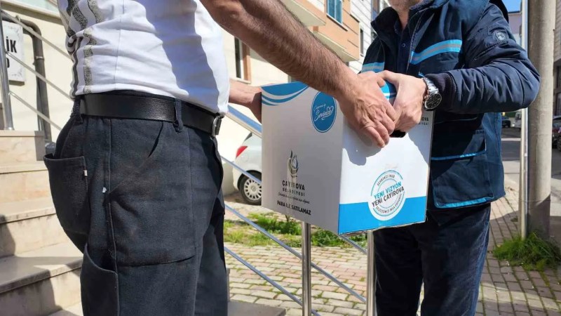 Çayırova'da İhtiyaç Sahiplerine Gıda Yardımı Devam Ediyor