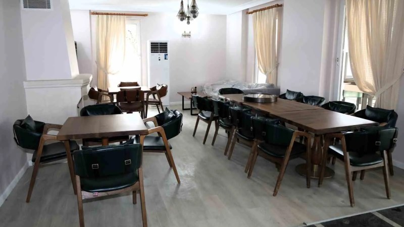 Gölcük'te 65 Yaş Üstü İçin Sosyal Tesis Açılıyor