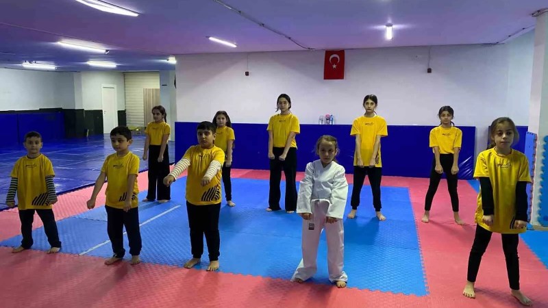 Başiskele'de Kış Spor Okulları 9 Branşta Eğitim Veriyor