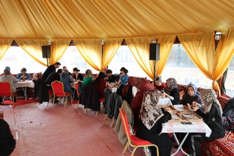Kartepe'de Ramazan Akşamları Sanatla Canlanıyor