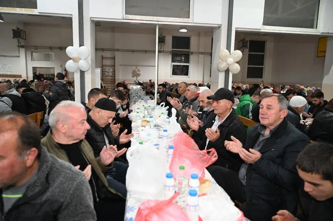 Kartepe Belediyesi Bulgaristan'da İftar Programı Düzenledi