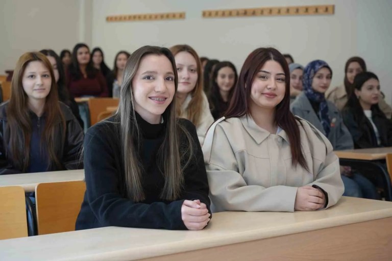 Öğrencilerin Gelişimi Dijital Olarak İzleniyor