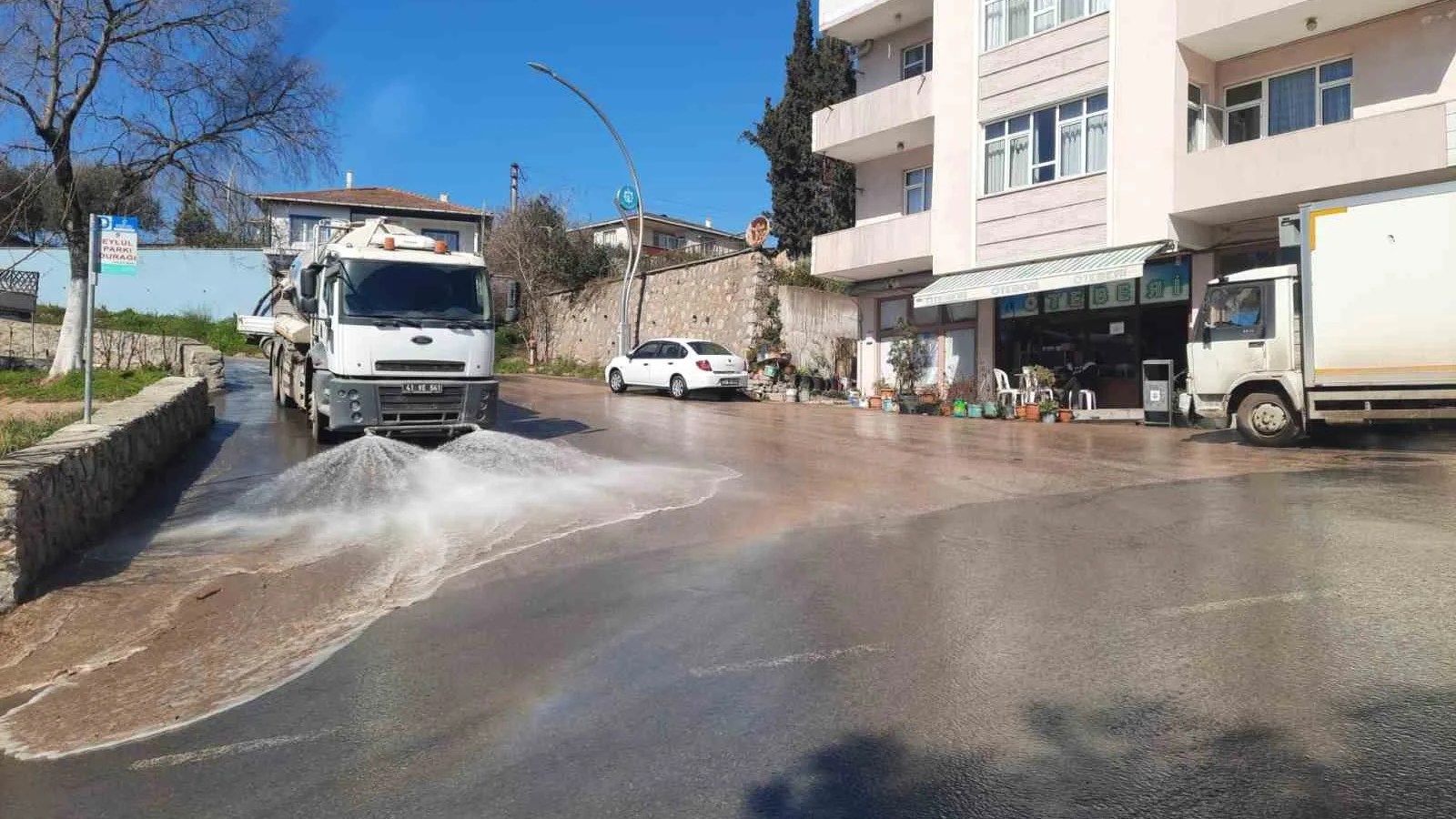 Dilovası'nda Ramazan Ayı Temizlik Çalışmaları Yoğunlaştı