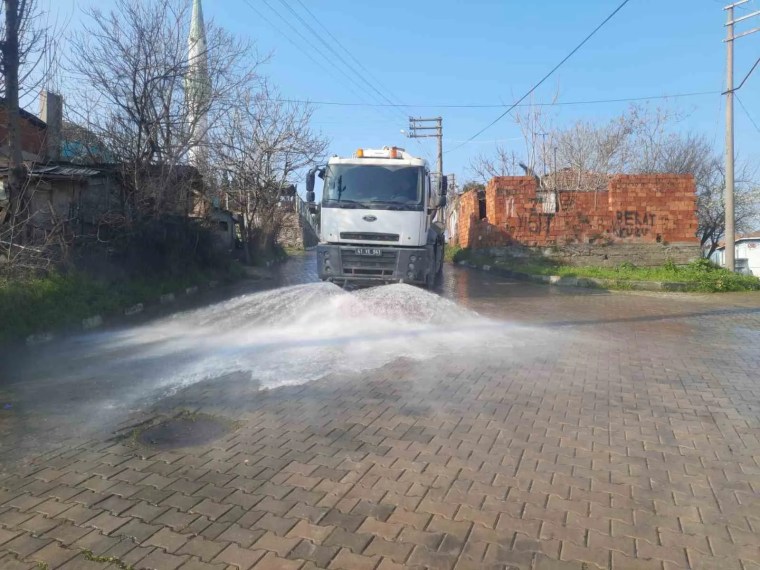 Dilovası'nda Ramazan Ayı Temizlik Çalışmaları Yoğunlaştı