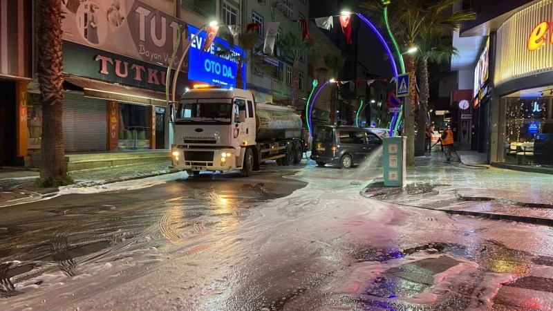 Çayırova'da Bayram Öncesi Temizlik Seferberliği