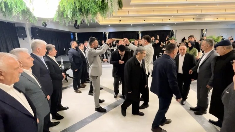 Bursa'da Husumetli Aileler İftar Sofrasında Barıştı
