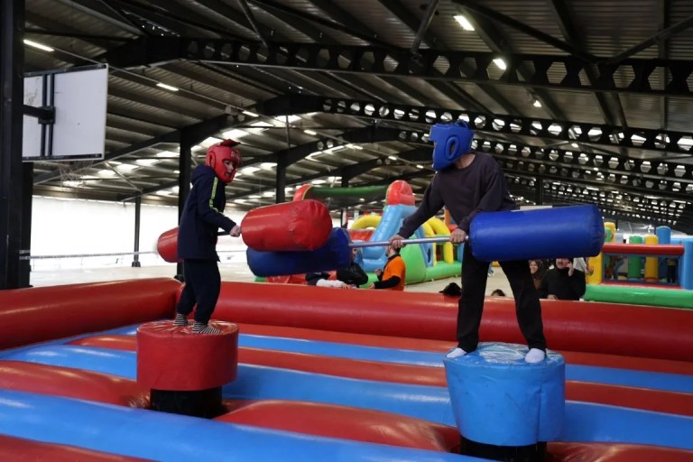 Kartepe'de Çocuklar Bayram Etkinlikleriyle Eğlendi
