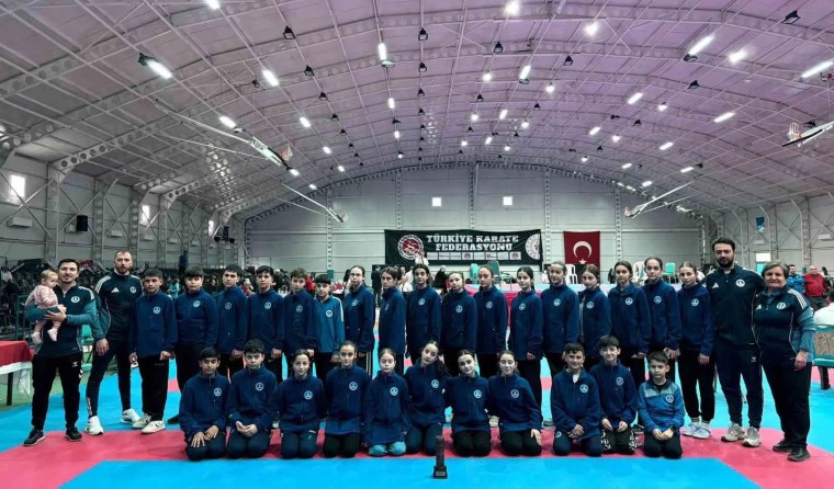 Kağıtspor Uluslararası Madalyalarla Haftayı Kapattı