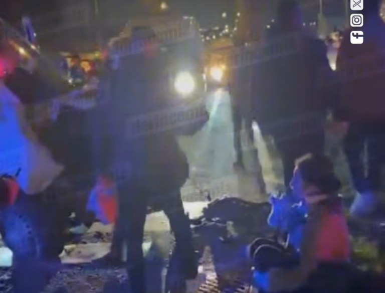 Kocaeli’de can pazarı! İşçi servisi otomobil çarpıştı, 11 yaralı!
