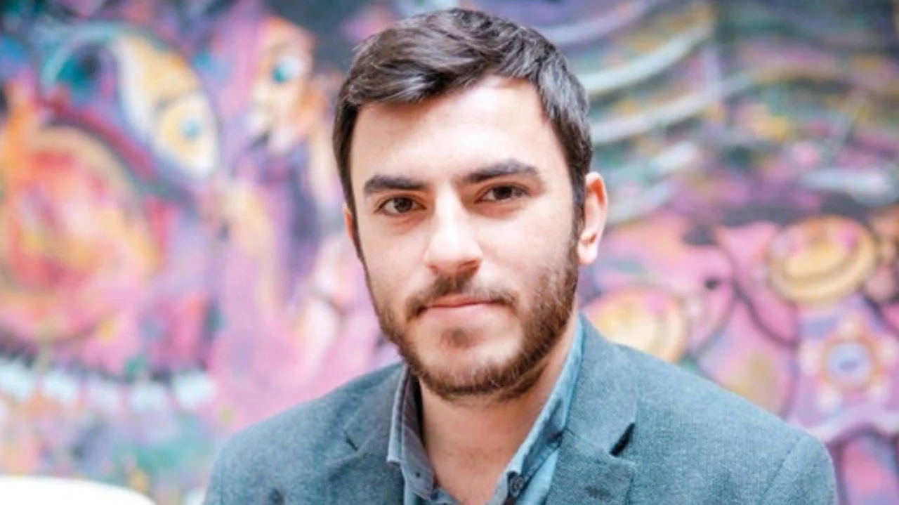 Gazeteci İsmail Arı tutuklandı